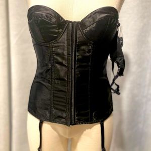 NEW Frederick’s of Hollywood black satin corset 34B